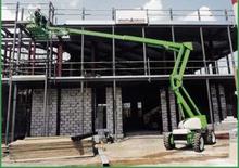 Колесни повдигачи с подвижна стрела Niftylift HR 15 D