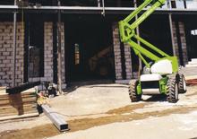 Колесни повдигачи с подвижна стрела Niftylift HR 15