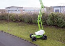 Колесни повдигачи с подвижна стрела Niftylift HR 18