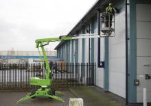 Колесни повдигачи с подвижна стрела Niftylift SD120T