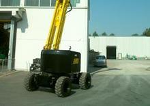 Колесни повдигачи с подвижна стрела AIRO SG 1600 J D 4WD