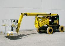 Колесни повдигачи с подвижна стрела AIRO SG 1600 J E