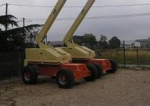 Колесни телескопични подемници JLG 40 H
