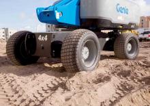 Колесни телескопични подемници Genie S-85 HF
