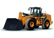 Колесни товарачи Case 1121 F XR