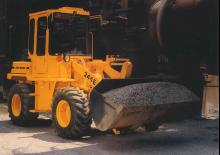 Колесни товарачи John Deere Construction 244 E