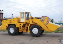 Колесни товарачи Belaz 40483