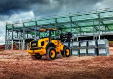 Колесни товарачи JCB 411 HT