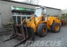 Колесни товарачи JCB 420