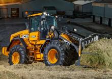 Колесни товарачи JCB 435S