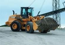 Колесни товарачи Case 721 CXT