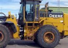 Колесни товарачи John Deere Construction 744 J