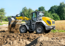 Колесни товарачи Kramer 8180