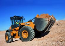Колесни товарачи Case 921 F ZB