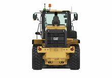 Колесни товарачи Caterpillar 926