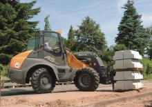 Колесни товарачи Mecalac AS700