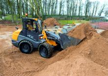 Колесни товарачи Mecalac AX1000
