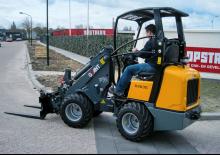 Колесни товарачи Giant D 263 S