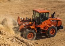 Колесни товарачи Doosan DL 200-3