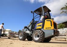 Колесни товарачи Giant G2200HD