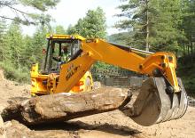 Колесни товарачи Bull HD76 4WD