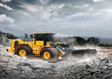 Колесни товарачи Hyundai HL970AXT