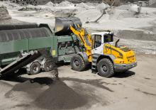 Колесни товарачи Liebherr L 546
