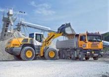 Колесни товарачи Liebherr L 580