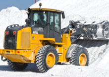 Колесни товарачи Bell L1204E