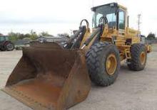 Колесни товарачи Michigan L120B