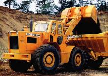 Колесни товарачи Volvo LM1254