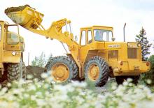 Колесни товарачи Volvo LM845