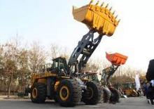 Колесни товарачи XCMG LW1400KN