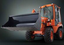 Колесни товарачи Kubota R430