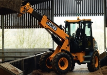 Колесни товарачи JCB TM180