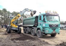 Колесни товарачи Paus TSL 9088 