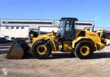 Колесни товарачи New Holland W230C