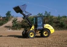 Колесни товарачи New Holland W 70
