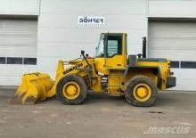 Колесни товарачи Komatsu WA 270-3
