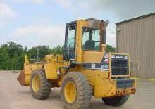 Колесни товарачи Komatsu WA120-1