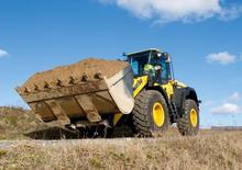Колесни товарачи Komatsu WA320-7