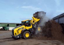 Колесни товарачи Komatsu WA320-8E0