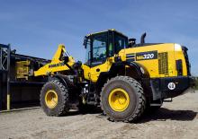 Колесни товарачи Komatsu WA320-8E0