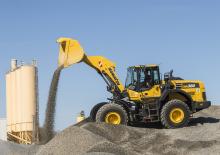 Колесни товарачи Komatsu WA380-8E0