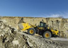 Колесни товарачи Komatsu WA470-8E0