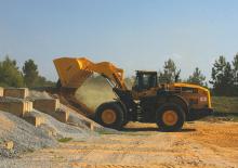 Колесни товарачи Komatsu WA500-8