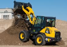 Колесни товарачи Komatsu WA70-7