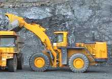 Колесни товарачи Komatsu WA700-3