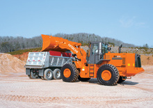 Колесни товарачи Hitachi ZW 330