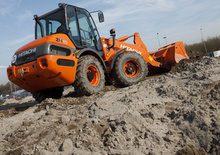 Колесни товарачи Hitachi ZW 95